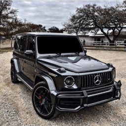 
										2025 Mercedes-Benz G-Class full									