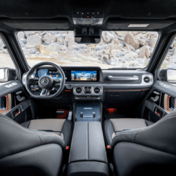 
										2025 Mercedes-Benz G-Class full									